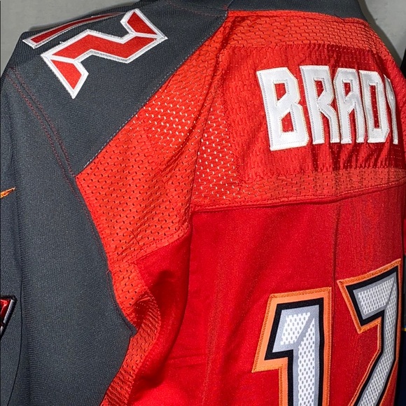 Nike Buccaneers #12 Tom Brady Red Jersey - Picture 3 of 8
